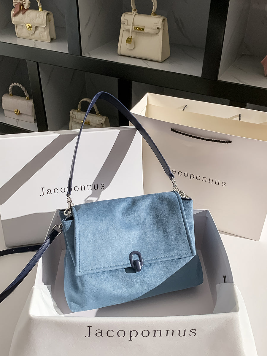 The Aria Shoulder