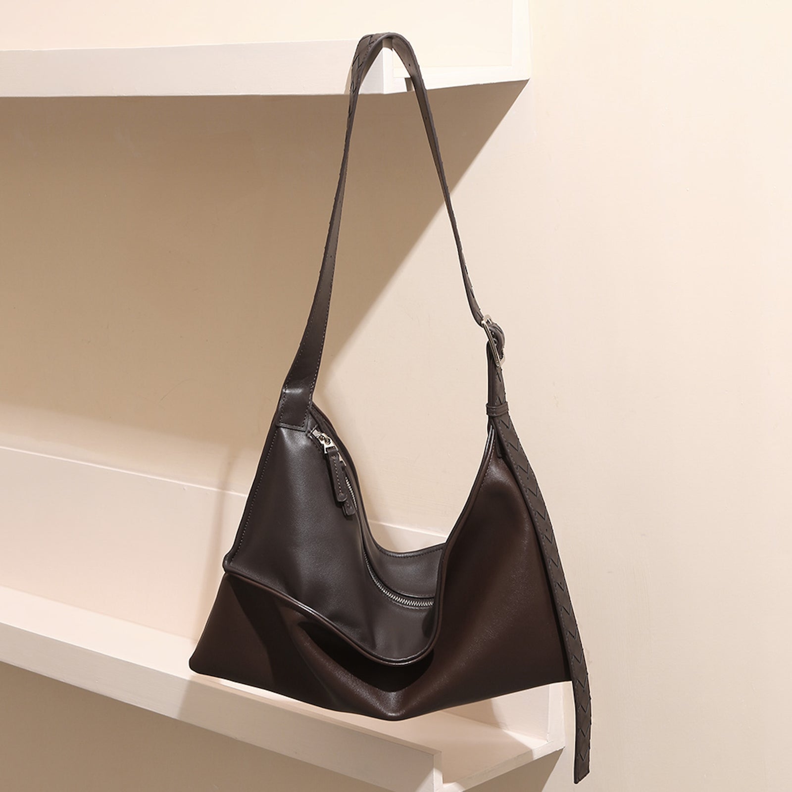 The Luna Leather Shoulder
