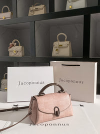 The Milan Shoulder