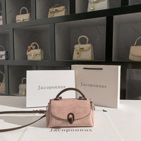 The Milan Shoulder