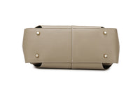 The Paris Shoulder