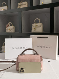The Milan Shoulder
