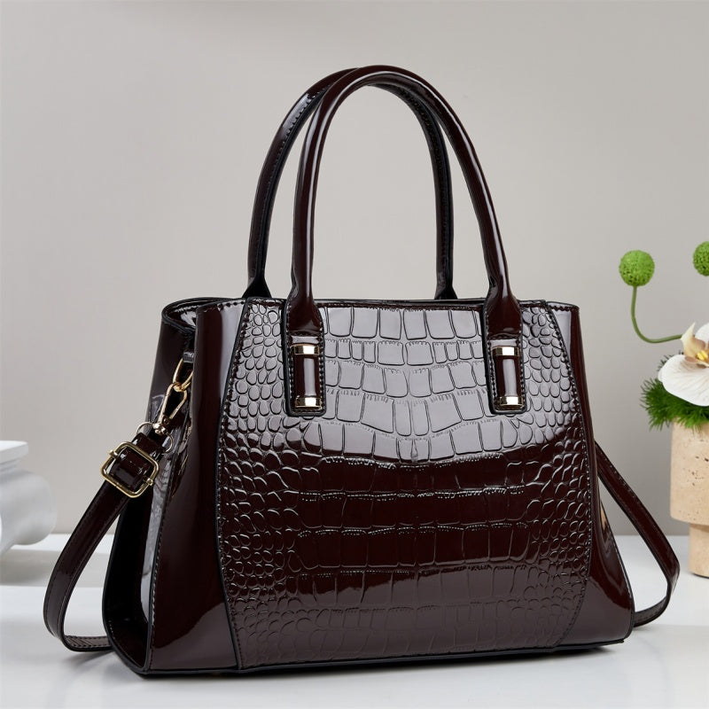 Clean-Line Everyday Tote